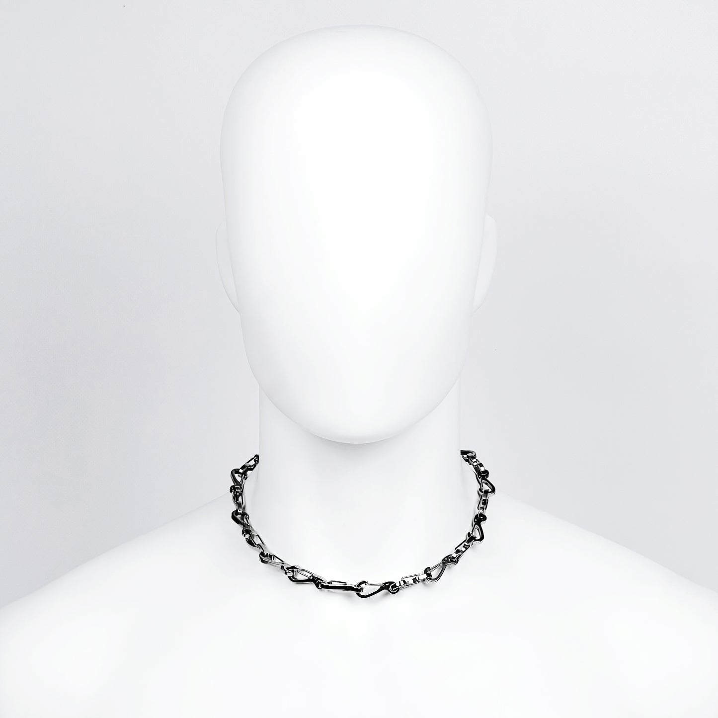 Brace chain necklace