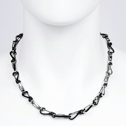 Brace chain necklace