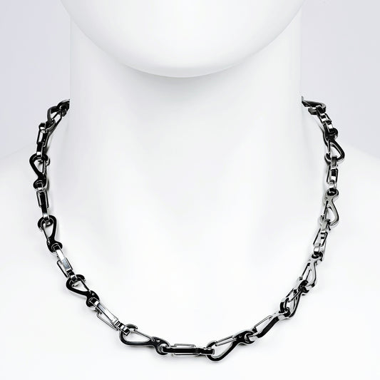 Brace chain necklace