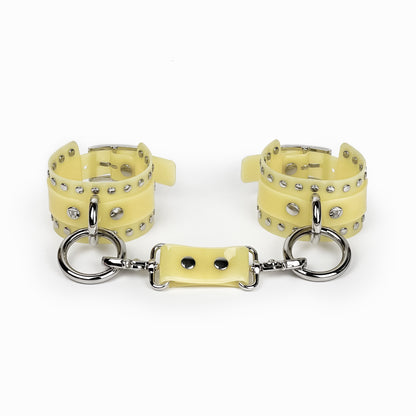 O-ring studs handcuffs